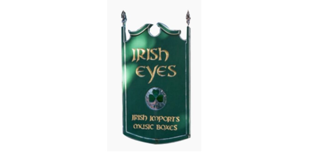 Irish Eyes in Olde Mistick Village